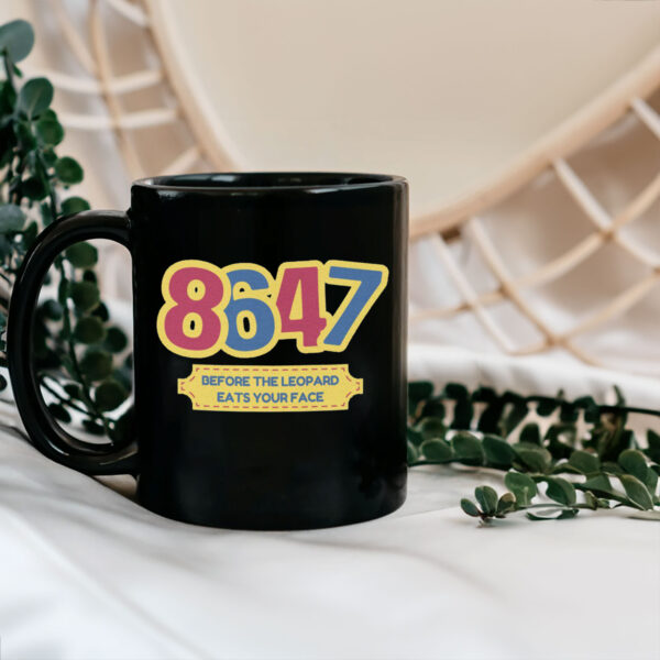 8647 Circus It’s a cult Anti Maga Mug