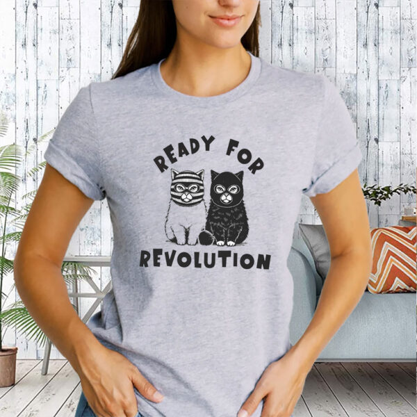 Cat Lady Revolution - Fight the Oligarchy T-Shirt