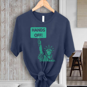 Hands Off Protest, Medicaid Medicare Social Security 2025 T-Shirt