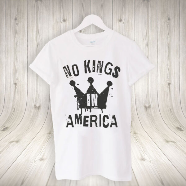 No Kings In America Protest 2025 T-Shirt