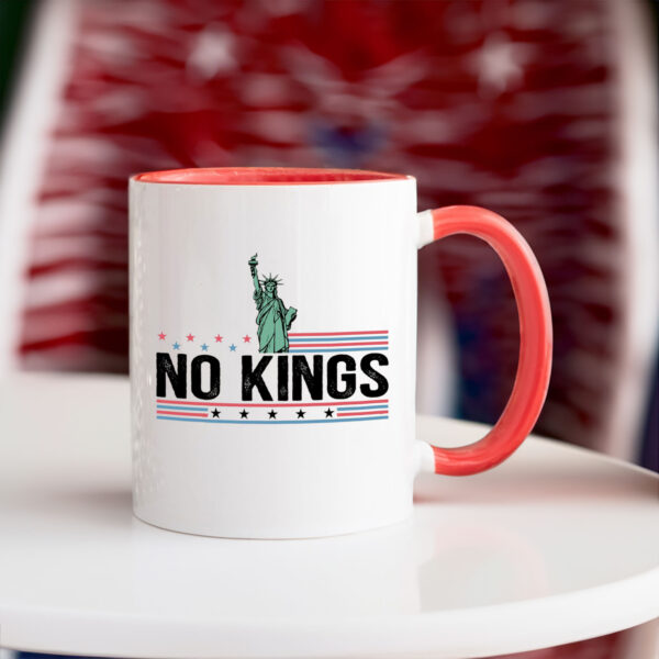No Kings in America - Anti Fascism 2025 Mug