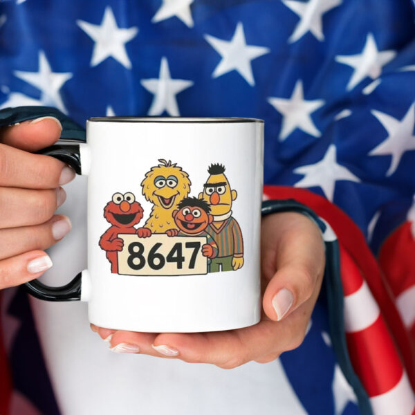 Protect PBS - Support Local TV Broadcasting, 8647 Mug - Image 4