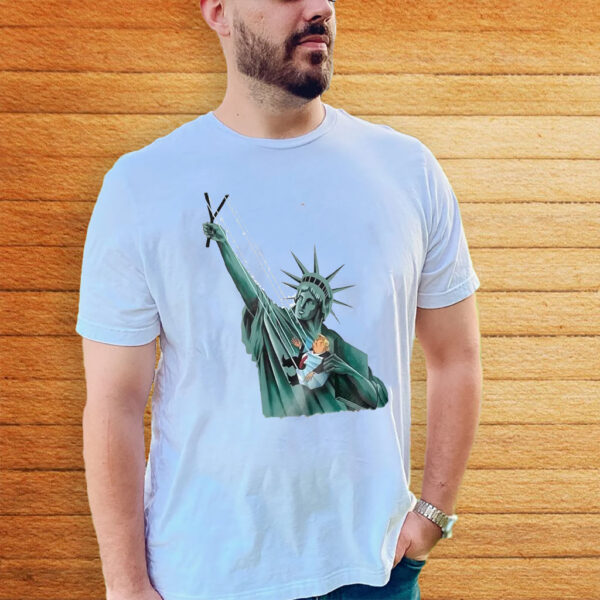 Resist Statue of Liberty, Anti Trump T-Shirt
