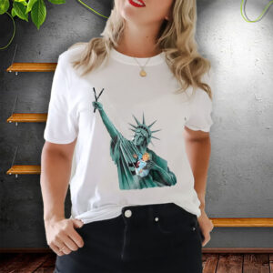 Resist Statue of Liberty, Anti Trump T-Shirt