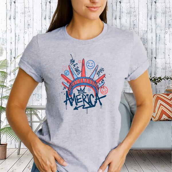 Statue of Liberty, America 4th July T-Shirt