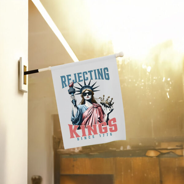 Anti-Trump-Flag,-Rejecting-Kings-Since-1776-Flag